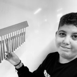 Ich bin Noah, Perkussionist der Band.